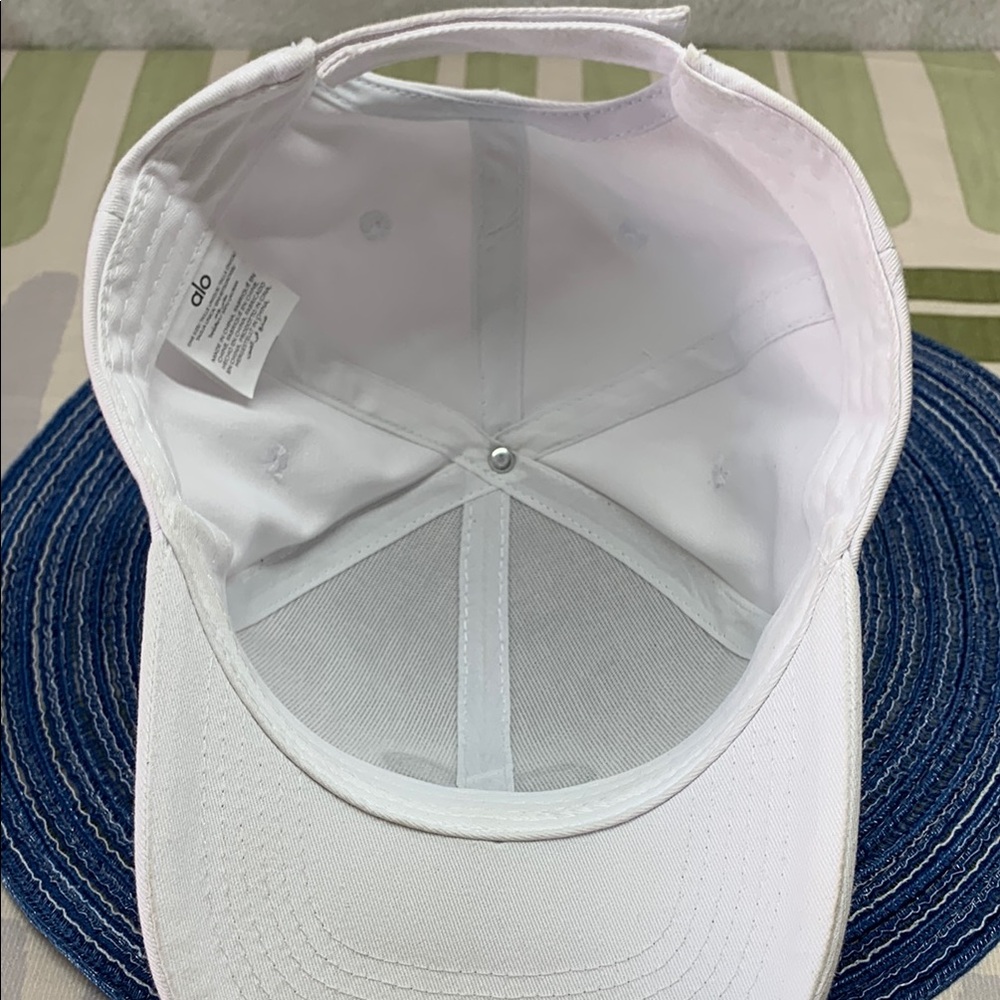 🌱NWT ALO Yoga EcoShield Baseball Cap | UPF 50+ & Ocean Plastic Trim - Picture 5 of 5